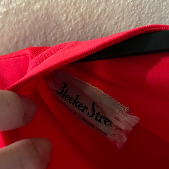 VINTAGE BLEEKER STREET 70s keyhole red dress - Picture 4 of 7